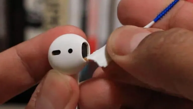 Clean Your AirPods - Remove Earwax Clean Your AirPods - Remove Earwax