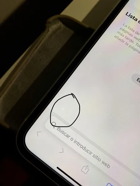 White dot on Phone Screen